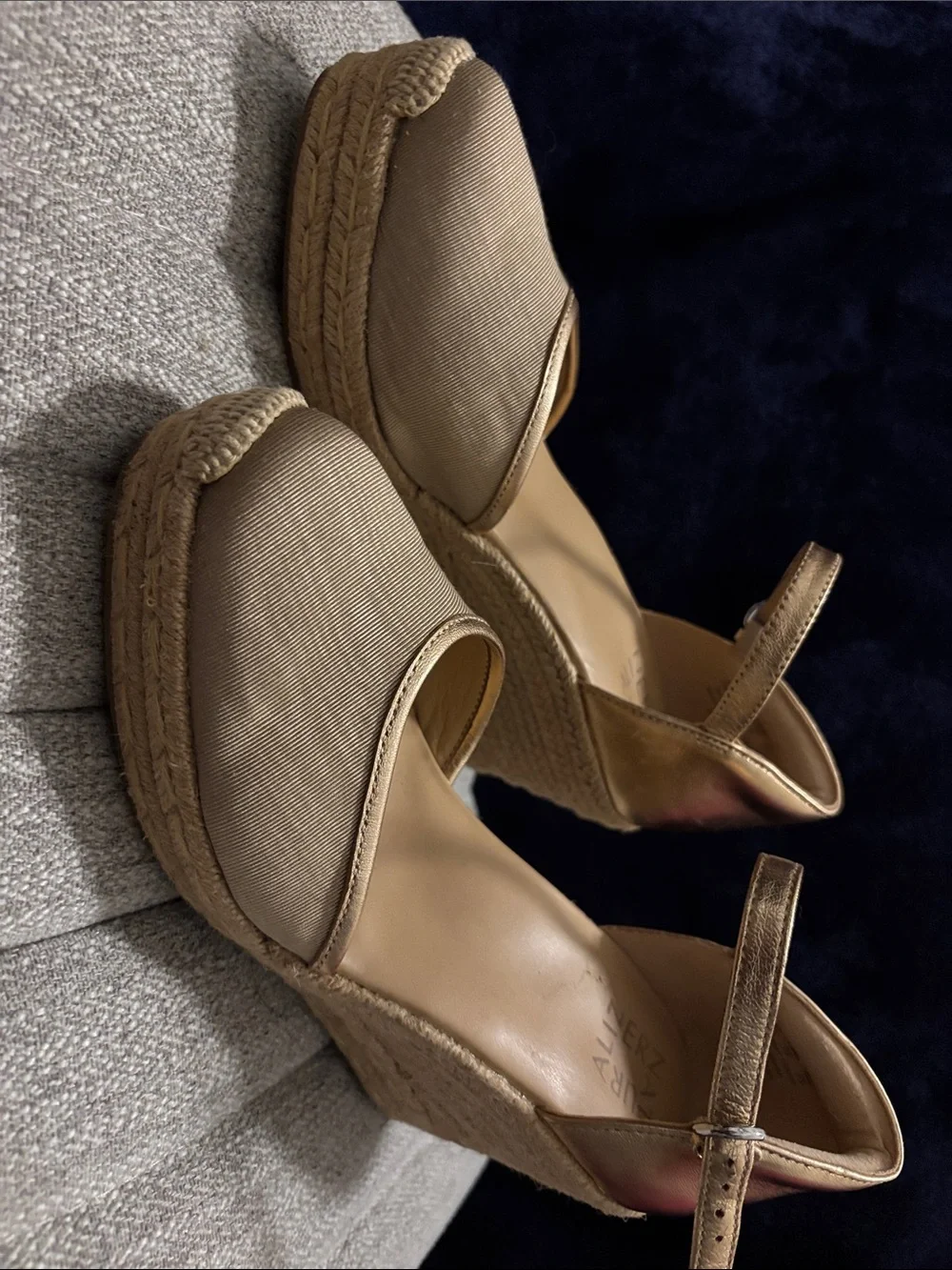 Naturalizer Metallic Gold Ankle-Strap Espadrille Wedges size 8.5